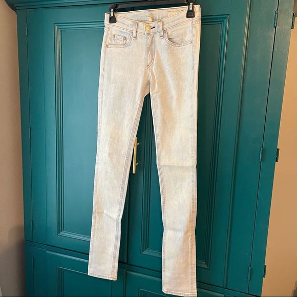 Rag & Bone Skinny Jeans Light Wash bleached out sz 25 - Picture 3 of 5